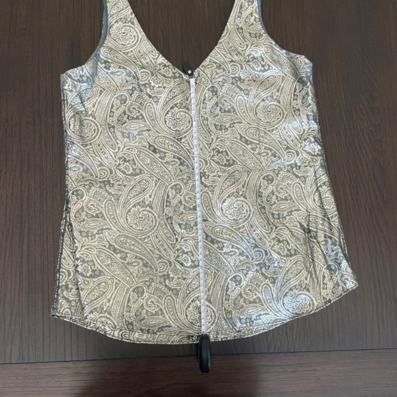 The Limited Too - Picture 3 of 6